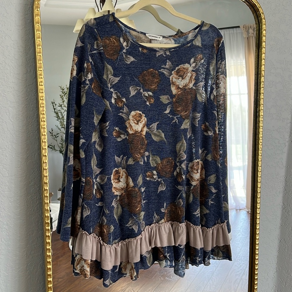 Women’s Ee:Some Floral Tunic Size L